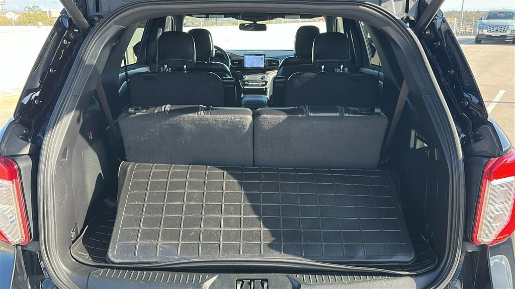 Used 2020 Ford Explorer Limited w/ Class III Trailer Tow Package image 36