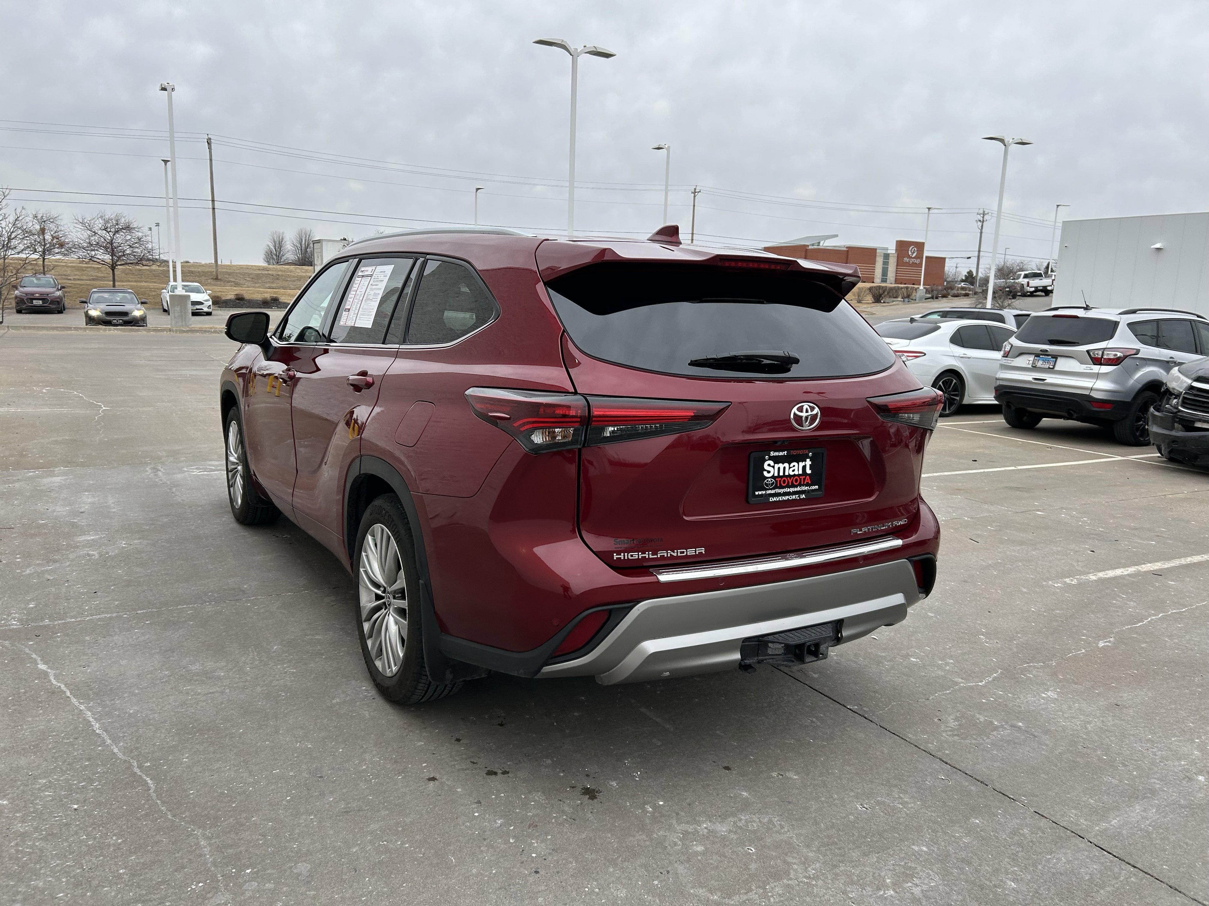 Certified 2025 Toyota Highlander Platinum image 5