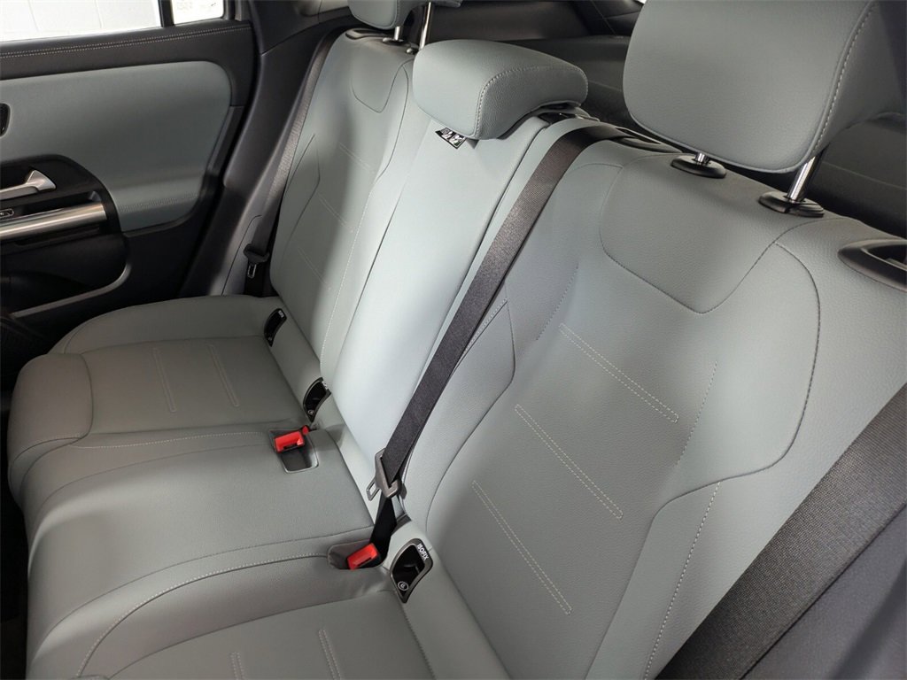 New 2026 Mercedes-Benz GLA 250 image 13