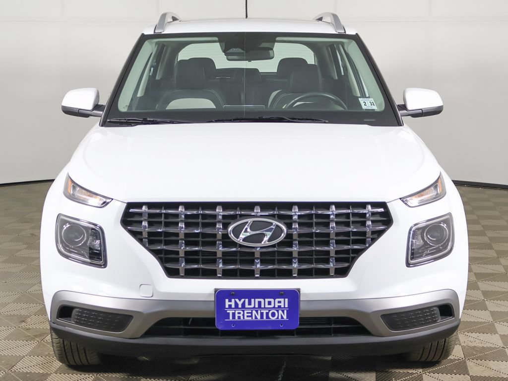 Certified 2026 Hyundai Venue SEL FWD image 10