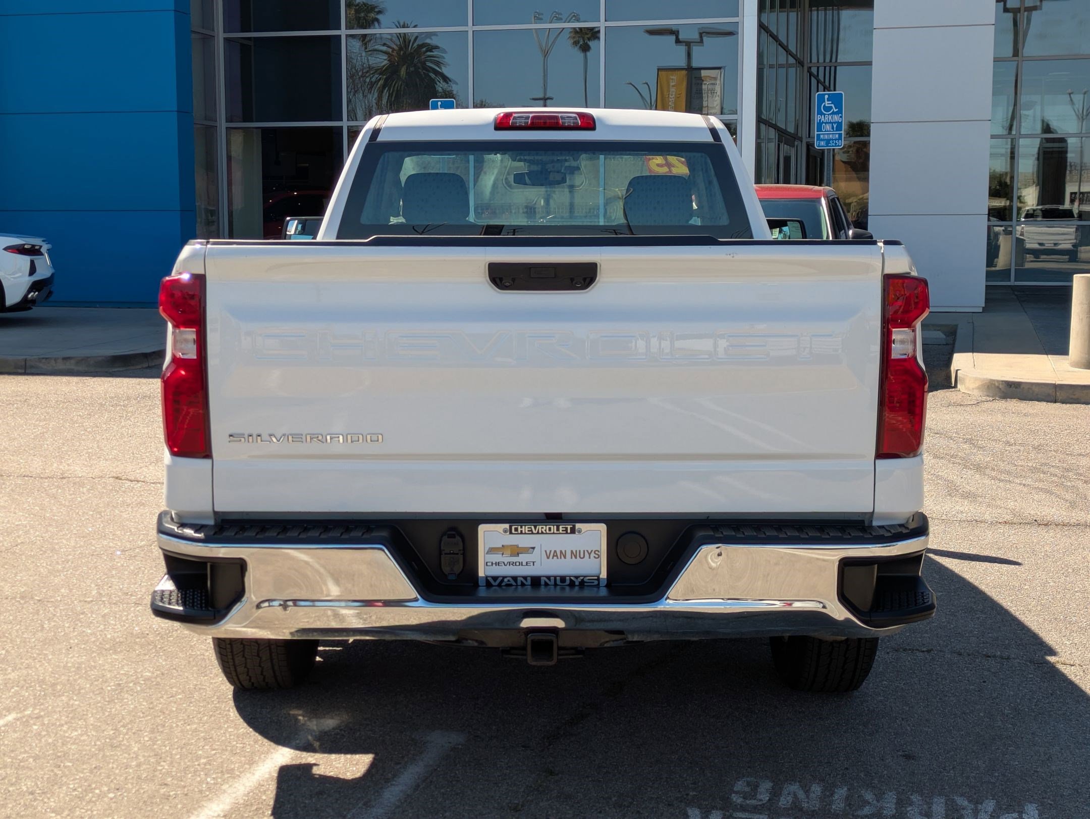 Used 2025 Chevrolet Silverado 1500 W/T image 6
