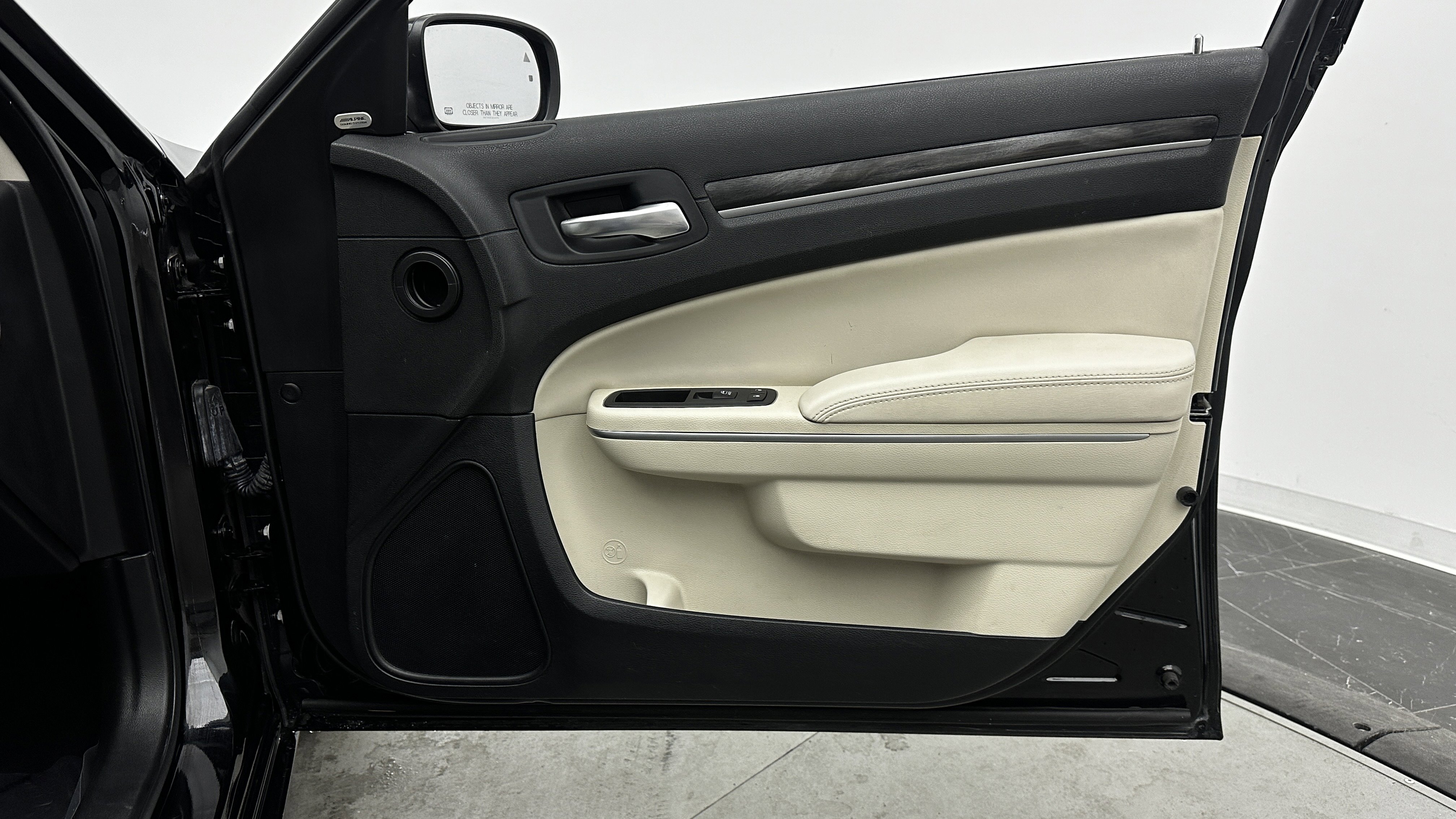 Used 2021 Chrysler 300 Touring L w/ Popular Equipment Group image 36