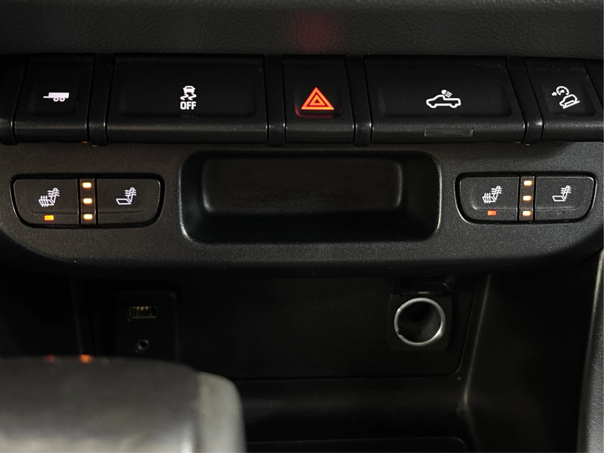 Used 2017 Chevrolet Colorado Z71 AWD/4WD image 41