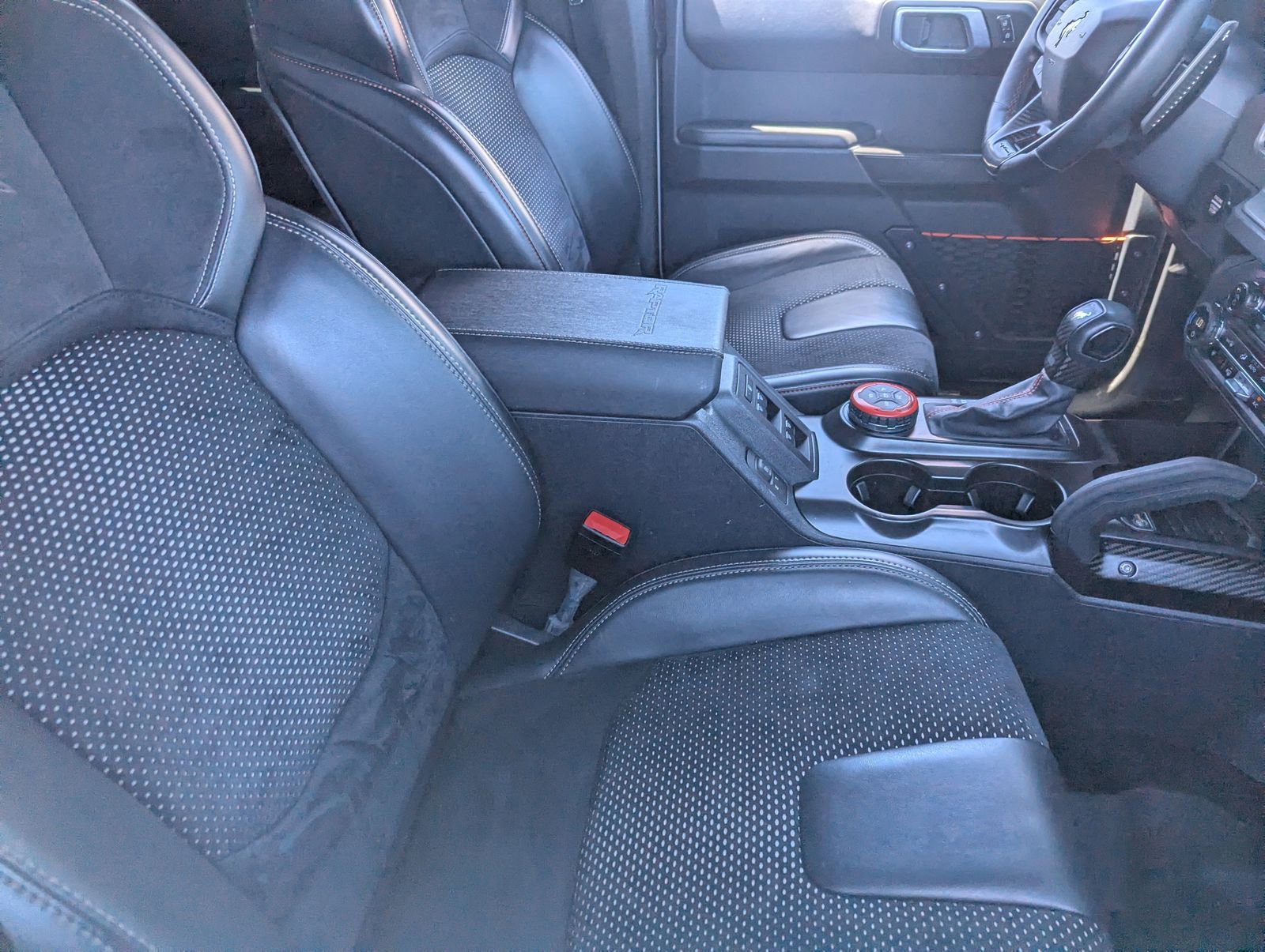 Certified 2024 Ford Bronco Raptor w/ Interior Carbon Fiber Pack 6 AWD/4WD image 9