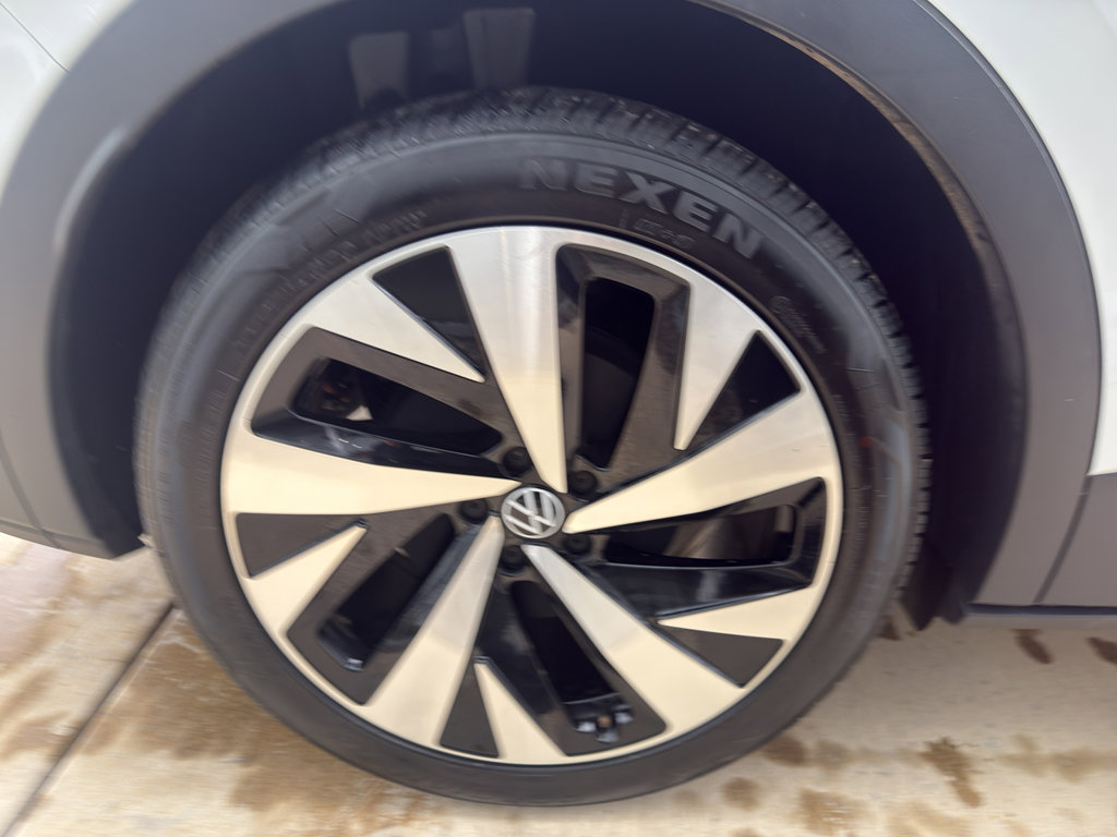 Used 2021 Volkswagen ID.4 Pro S w/ Gradient Package image 20