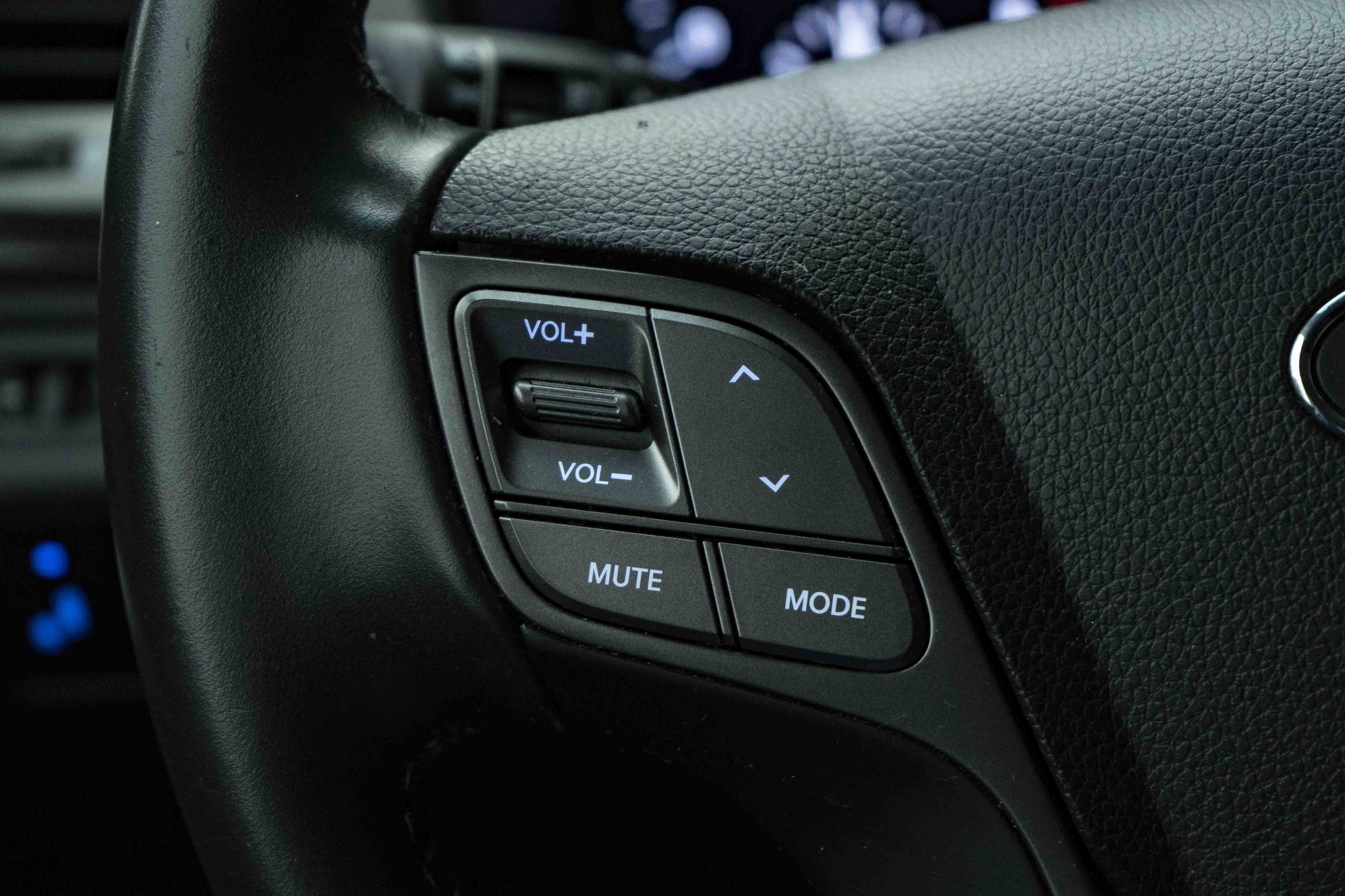 Used 2017 Hyundai Santa Fe Sport FWD image 20