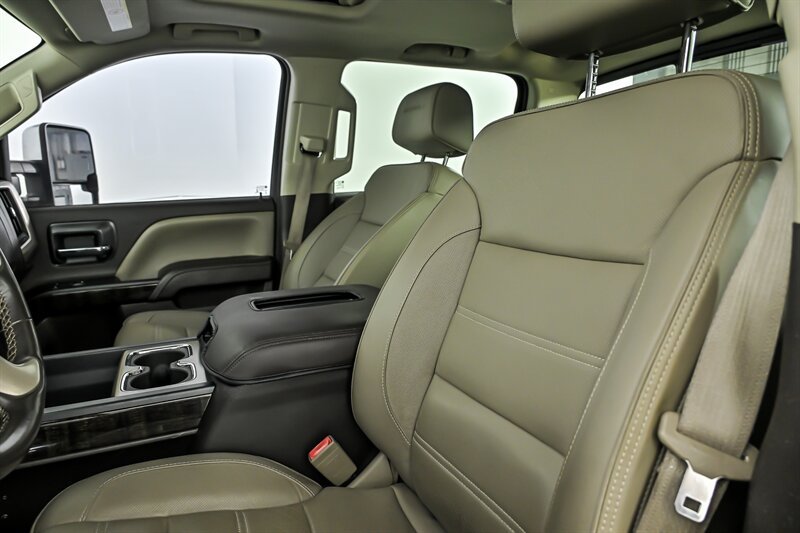Used 2016 GMC Sierra 3500 Denali w/ Duramax Plus Package AWD/4WD image 20