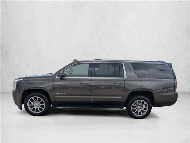 Used 2020 GMC Yukon XL Denali w/ Open Road Package AWD/4WD image 8