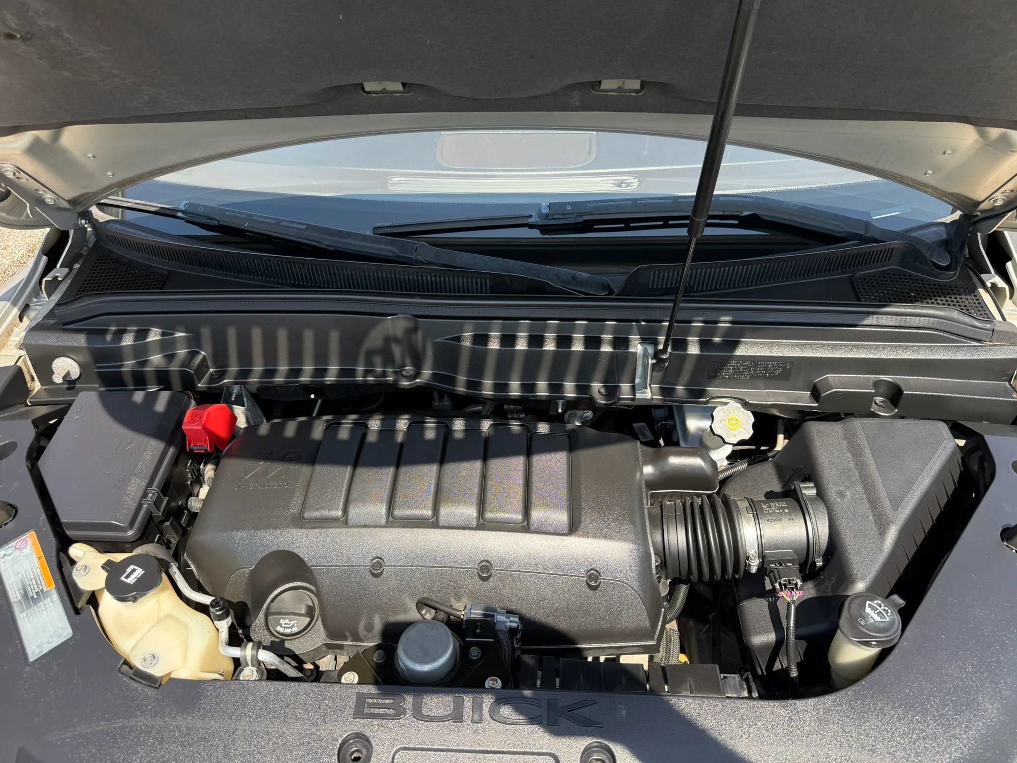 Used 2011 Buick Enclave CXL FWD image 10