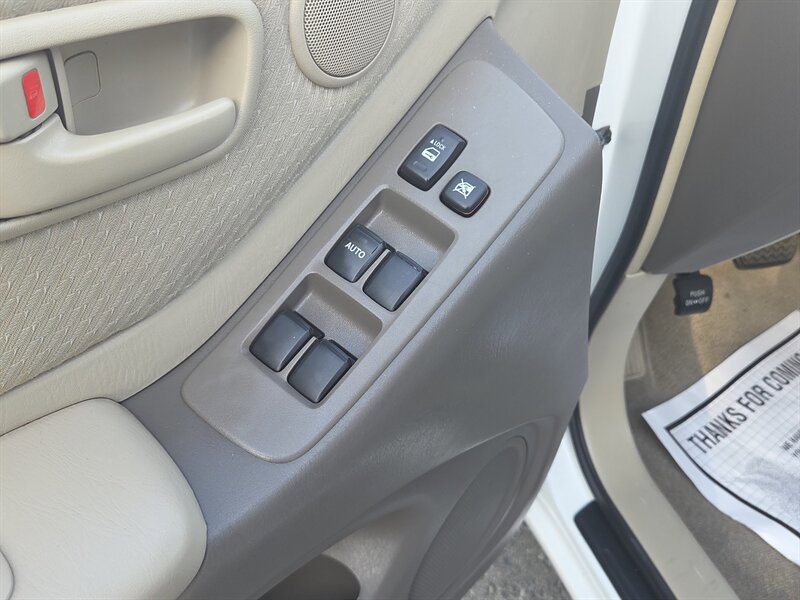 Used 2006 Toyota Highlander 2WD image 10