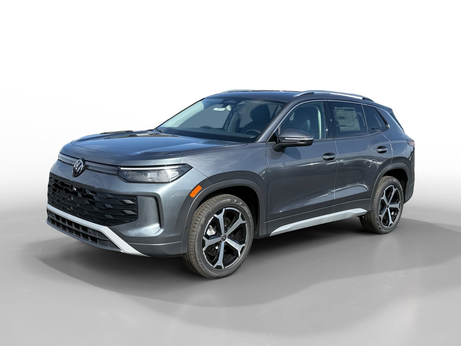 New 2026 Volkswagen Tiguan SE AWD/4WD image 1