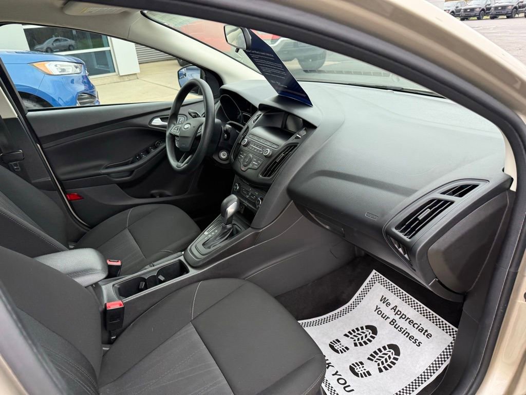 Certified 2018 Ford Focus SE image 10
