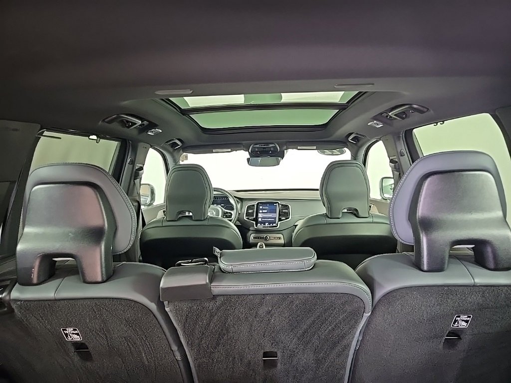 Certified 2022 Volvo XC90 T8 Inscription image 11