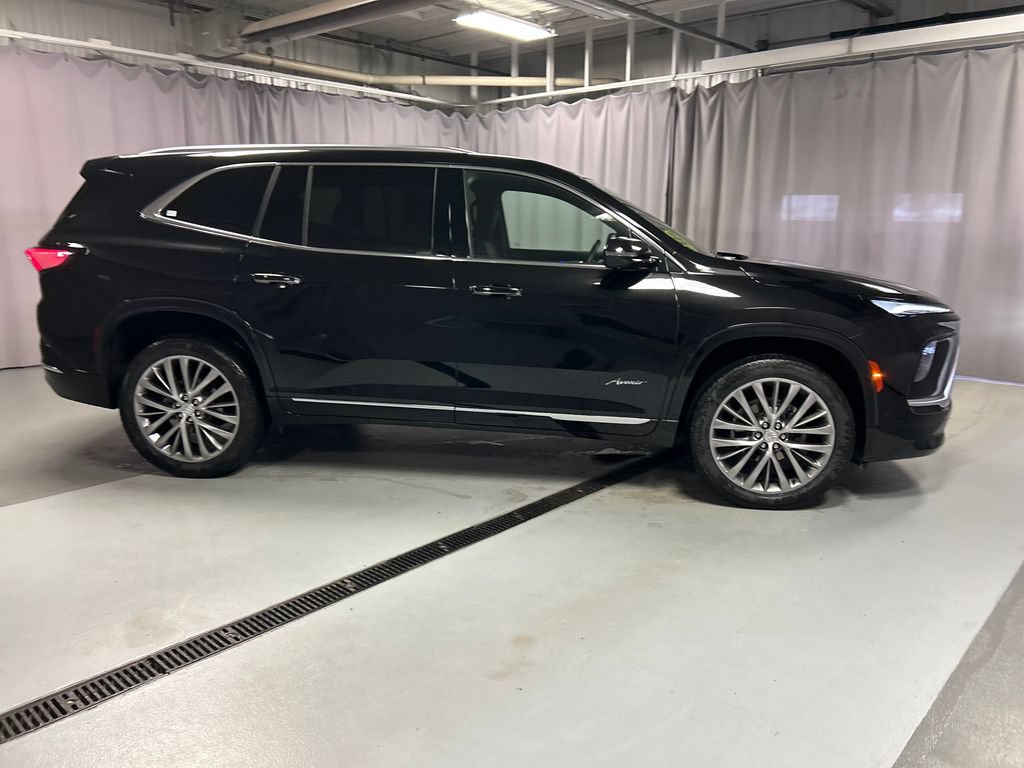 Used 2026 Buick Enclave Avenir w/ Super Cruise Package FWD image 8