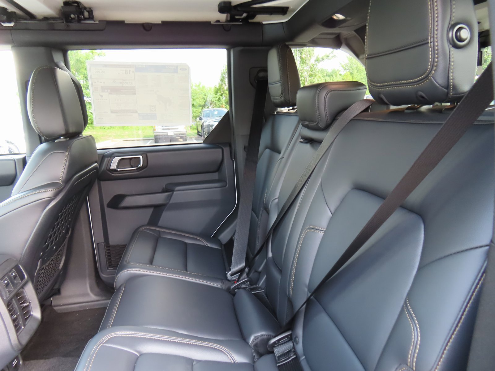 New 2025 Ford Bronco Badlands image 18