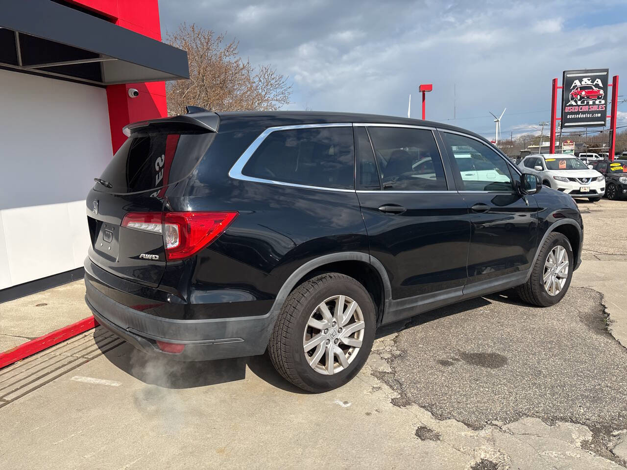 Used 2019 Honda Pilot LX image 3