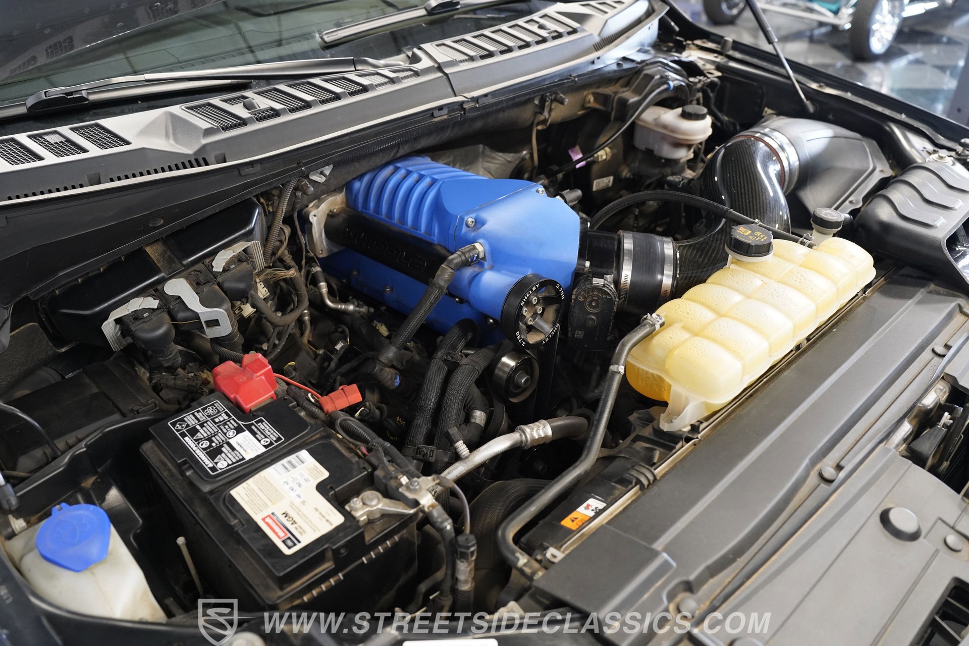 Used 2020 Ford F150 Lariat w/ Equipment Group 502A Luxury image 40