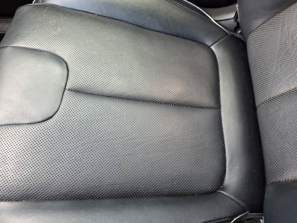 Used 2022 Hyundai Santa Fe Limited FWD image 25