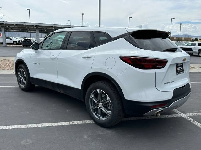 Certified 2025 Chevrolet Blazer LT AWD/4WD image 11