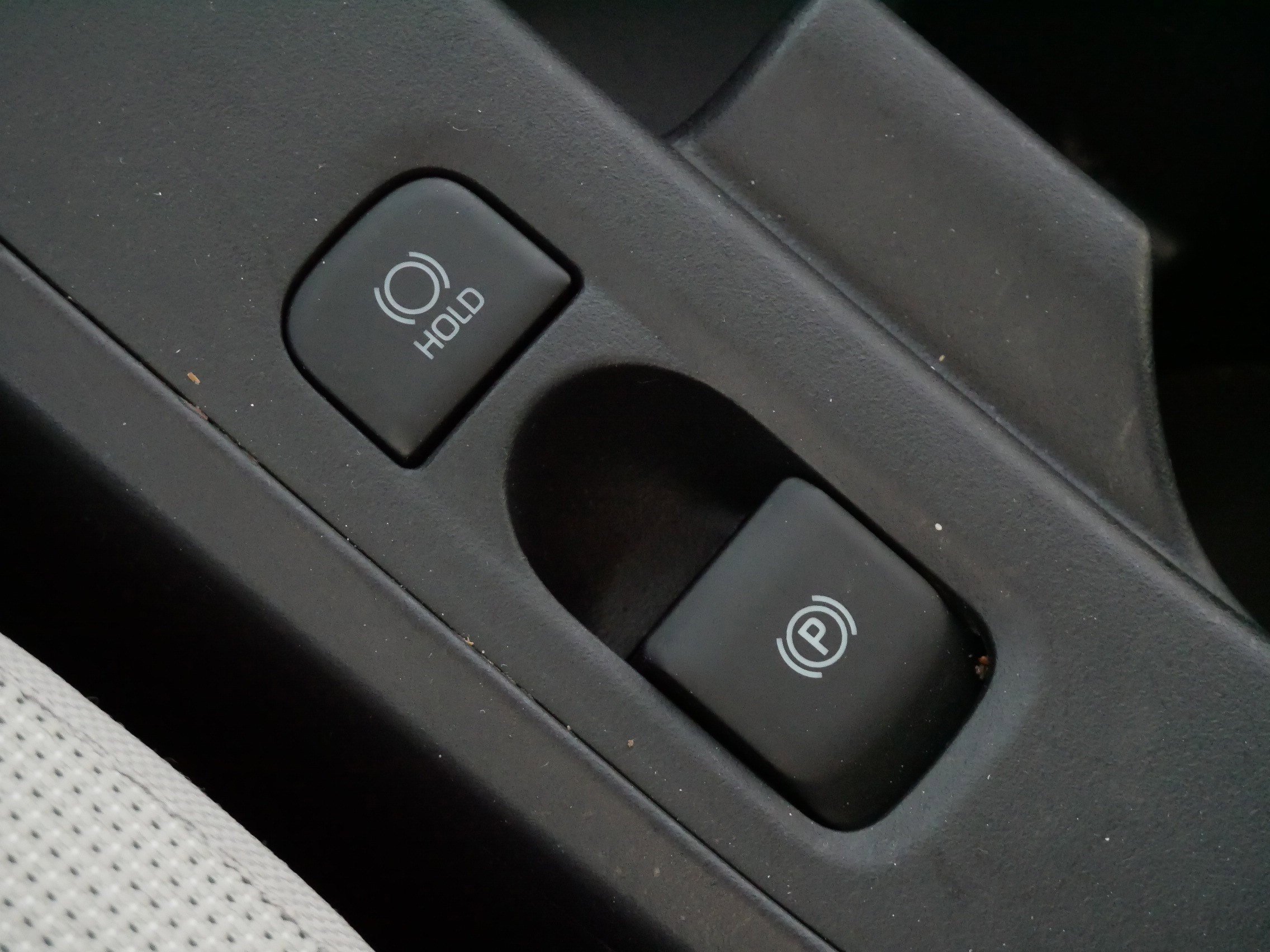 Used 2025 Toyota Corolla LE FWD image 30