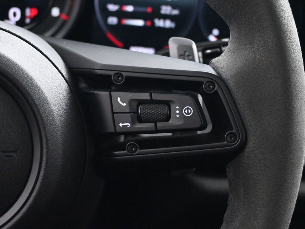Used 2020 Porsche 911 Carrera S image 27