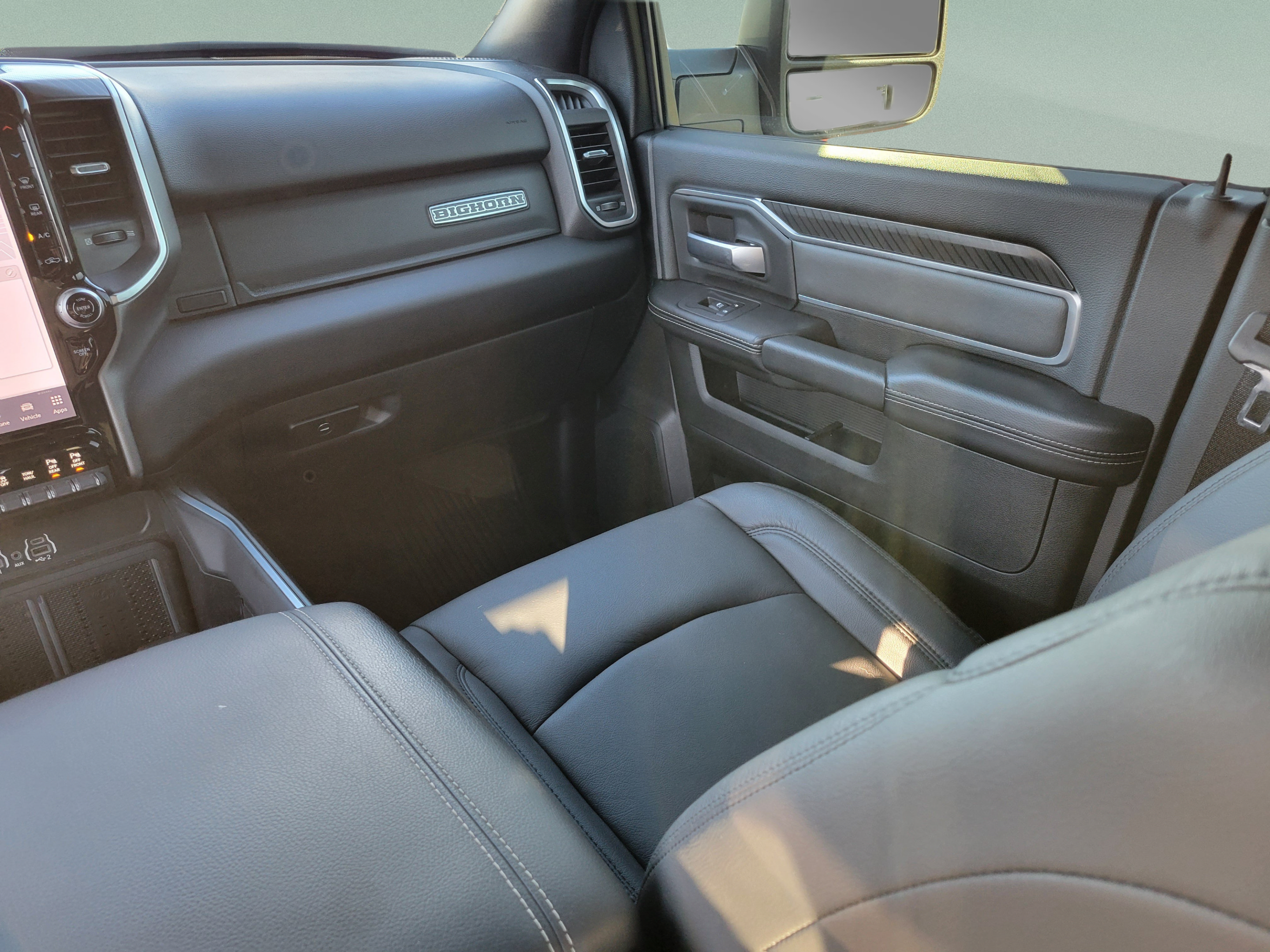 Certified 2025 RAM 2500 Big Horn AWD/4WD image 10