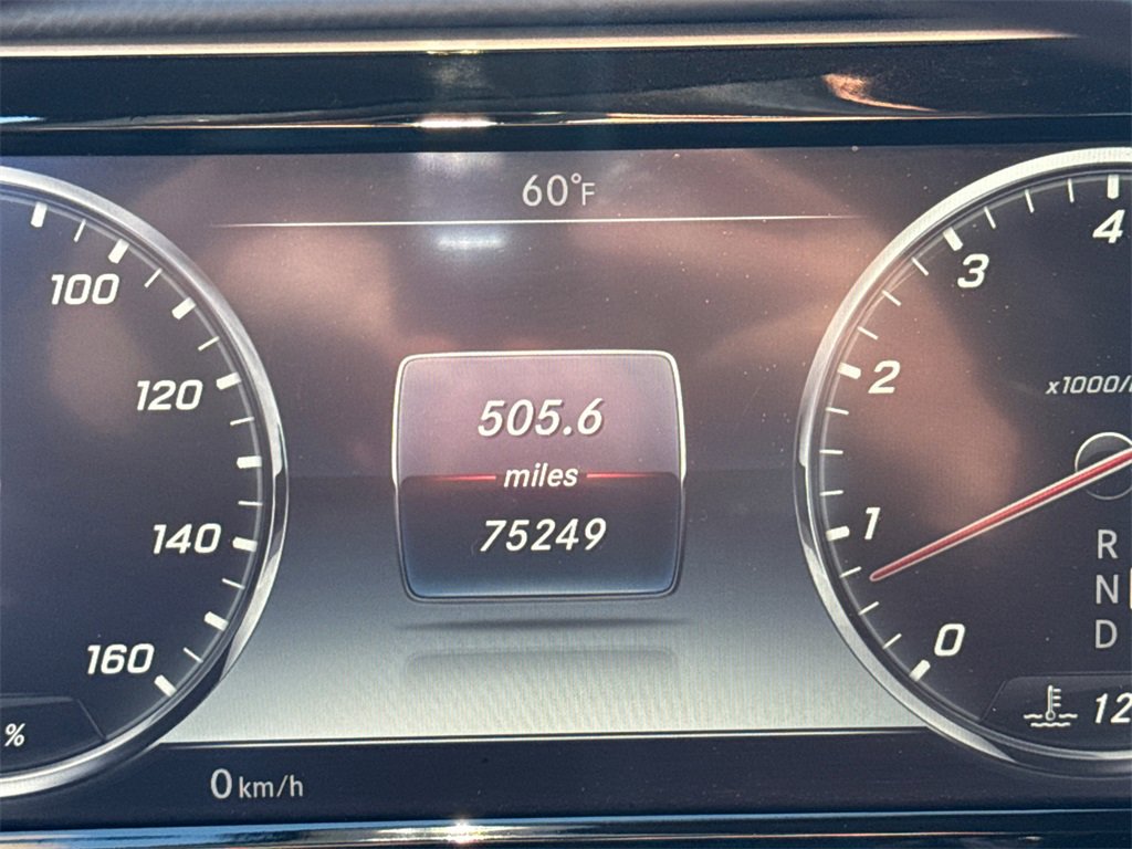 Used 2017 Mercedes-Benz S 550 Sedan image 28