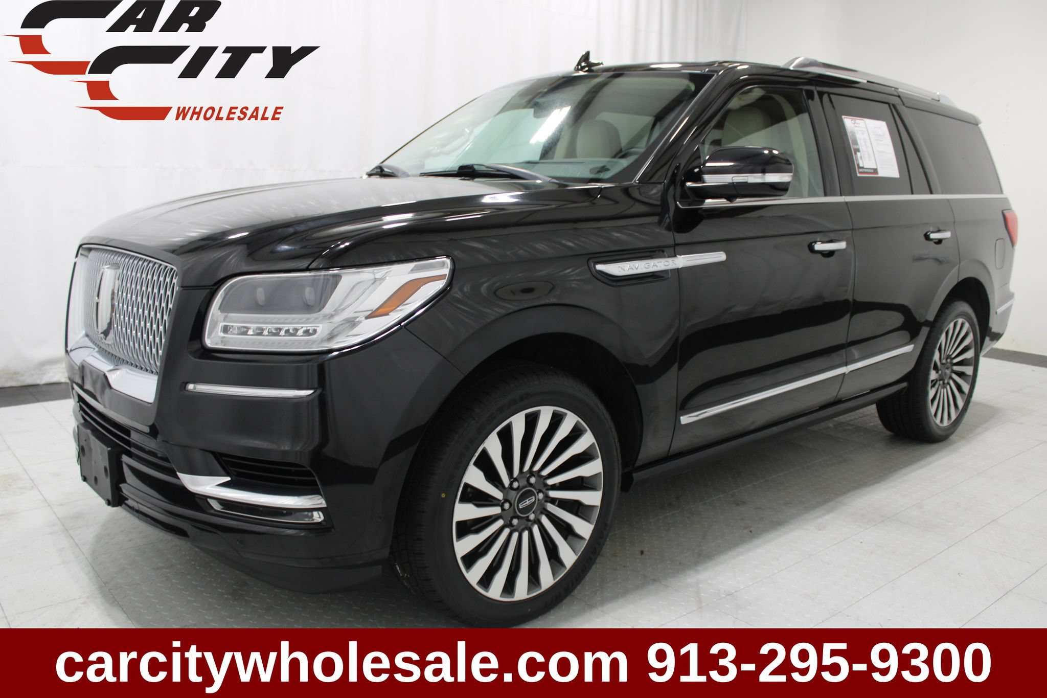 Used 2018 Lincoln Navigator Reserve w/ Technology Package AWD/4WD image 1