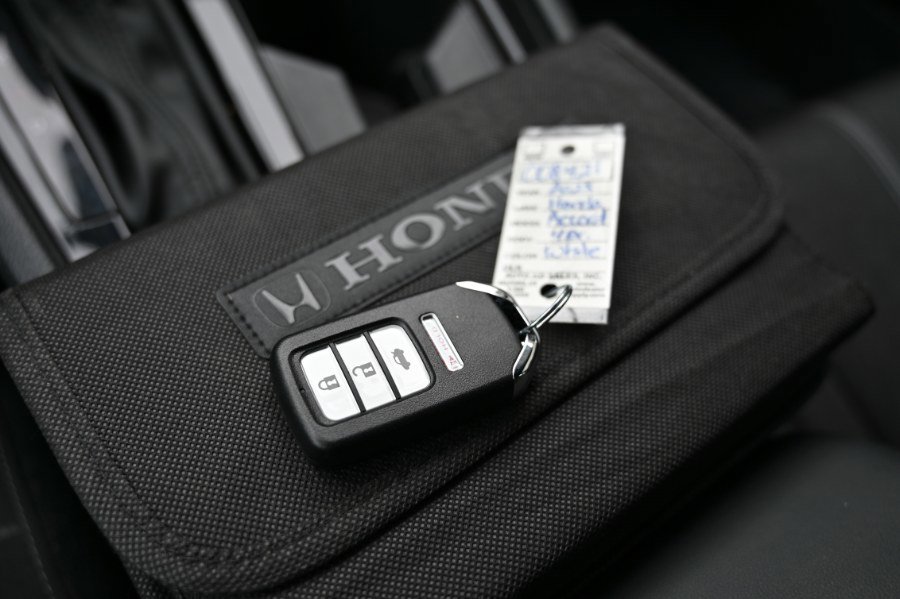 Used 2025 Honda Accord Sport image 26
