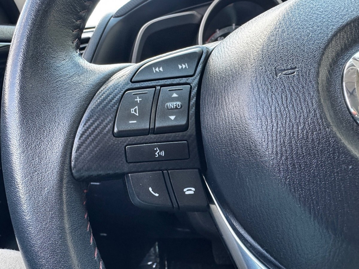 Used 2015 MAZDA MAZDA3 i Grand Touring FWD image 24
