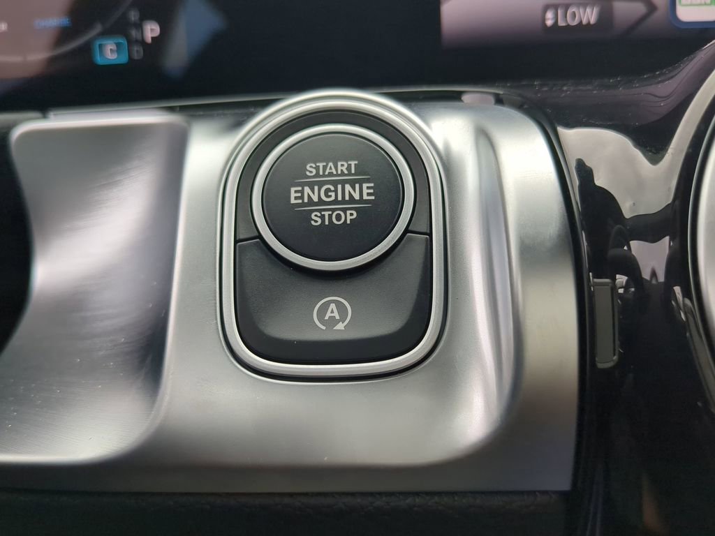 New 2024 Mercedes-Benz GLB 35 AMG 4MATIC image 16