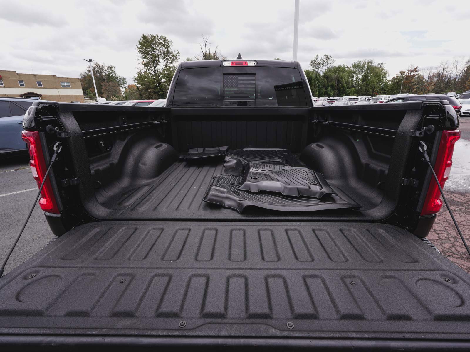 Used 2025 RAM 1500 Big Horn image 37