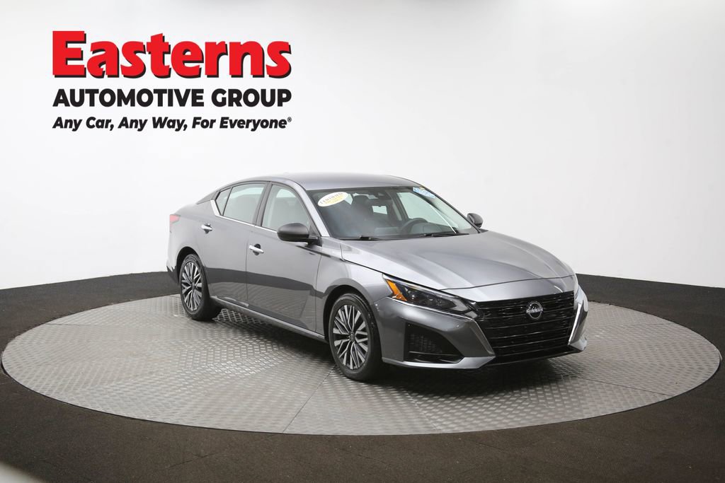 Used 2024 Nissan Altima 2.5 SV image 49