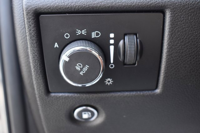 Used 2017 Jeep Grand Cherokee Summit w/ Platinum Series Group image 24