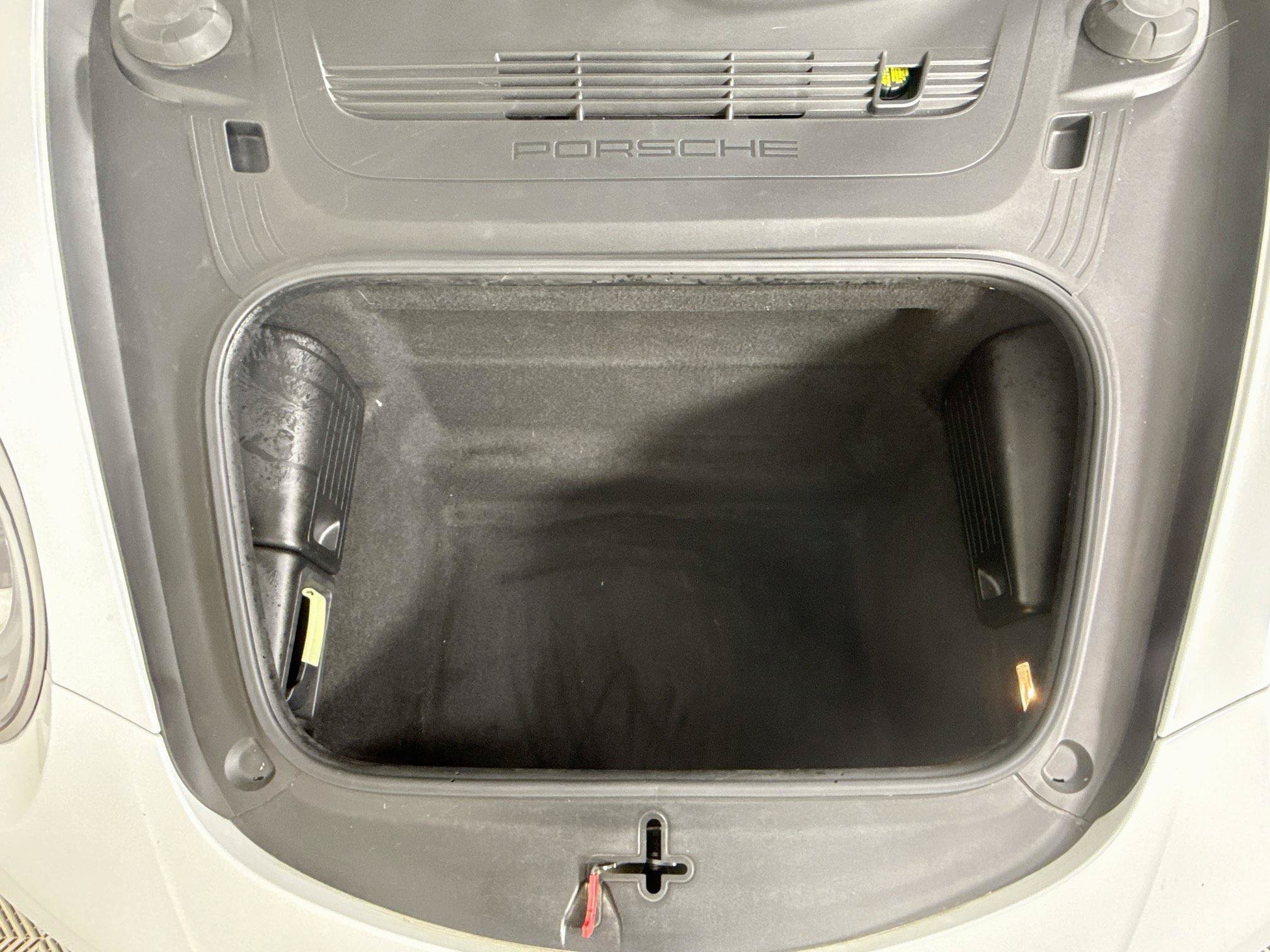 Certified 2019 Porsche 911 Carrera RWD image 24