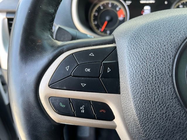 Used 2018 Jeep Cherokee Limited image 17