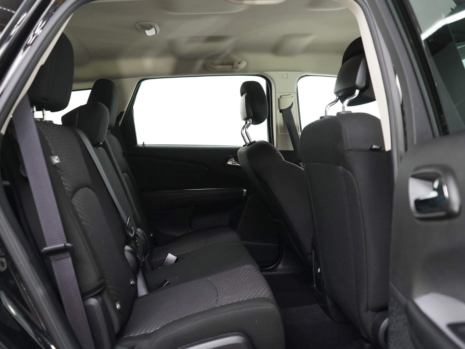 Used 2020 Dodge Journey SE FWD image 13