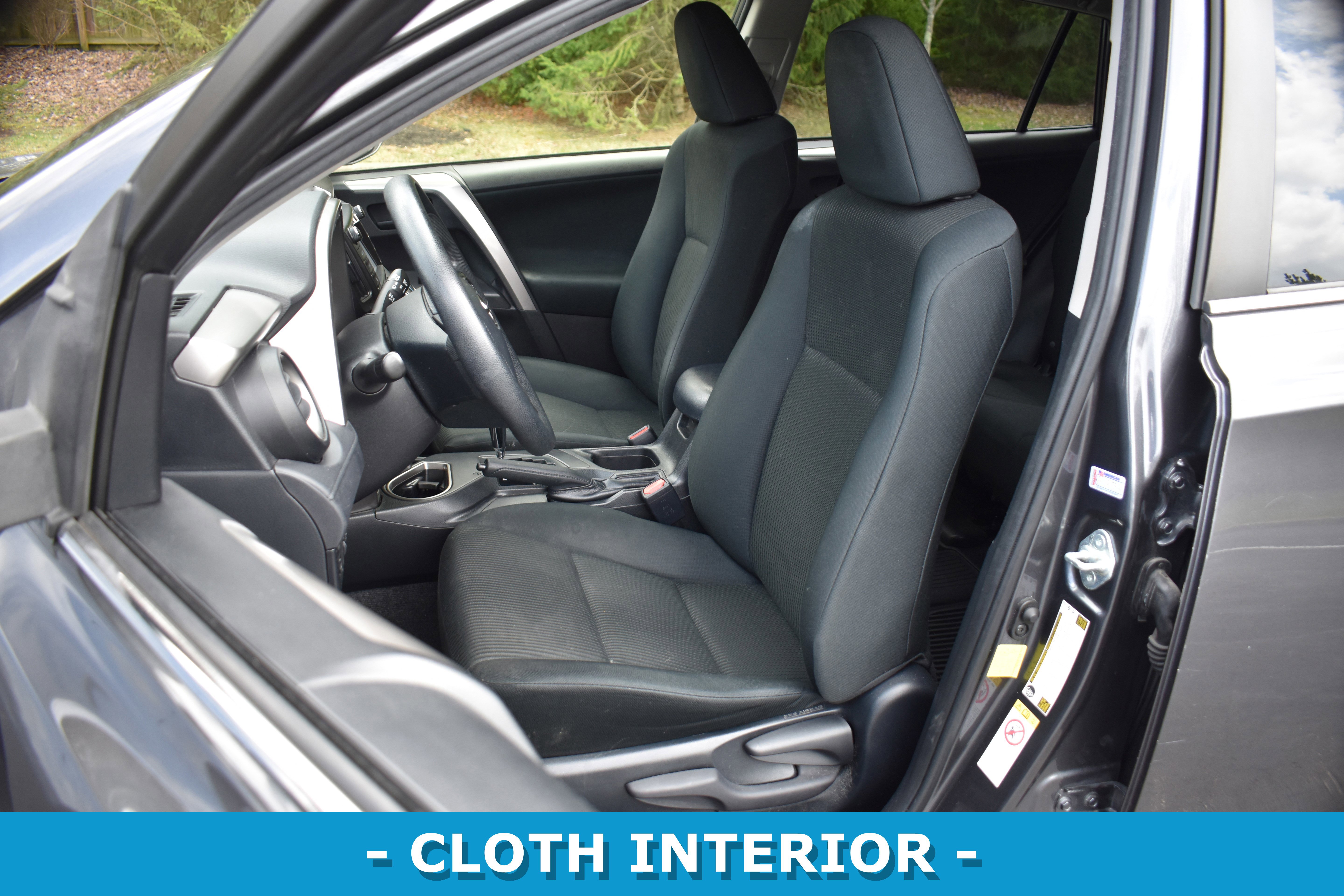 Used 2018 Toyota RAV4 LE w/ All Weather Liner Package image 8