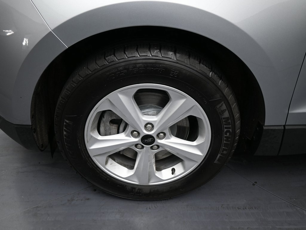 Used 2024 Ford Edge SE image 45