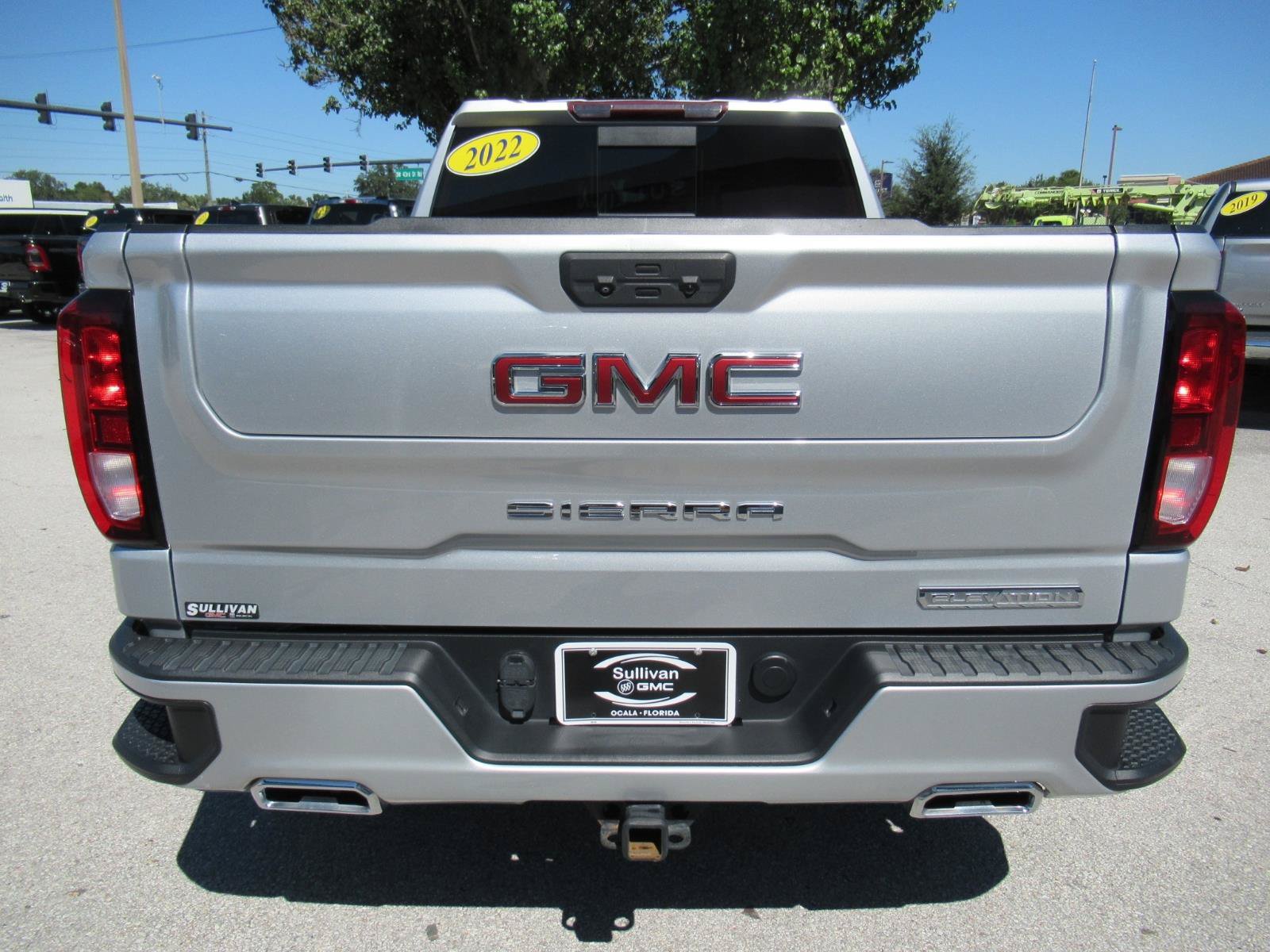 Used 2022 GMC Sierra 1500 Elevation w/ Preferred Package AWD/4WD image 7