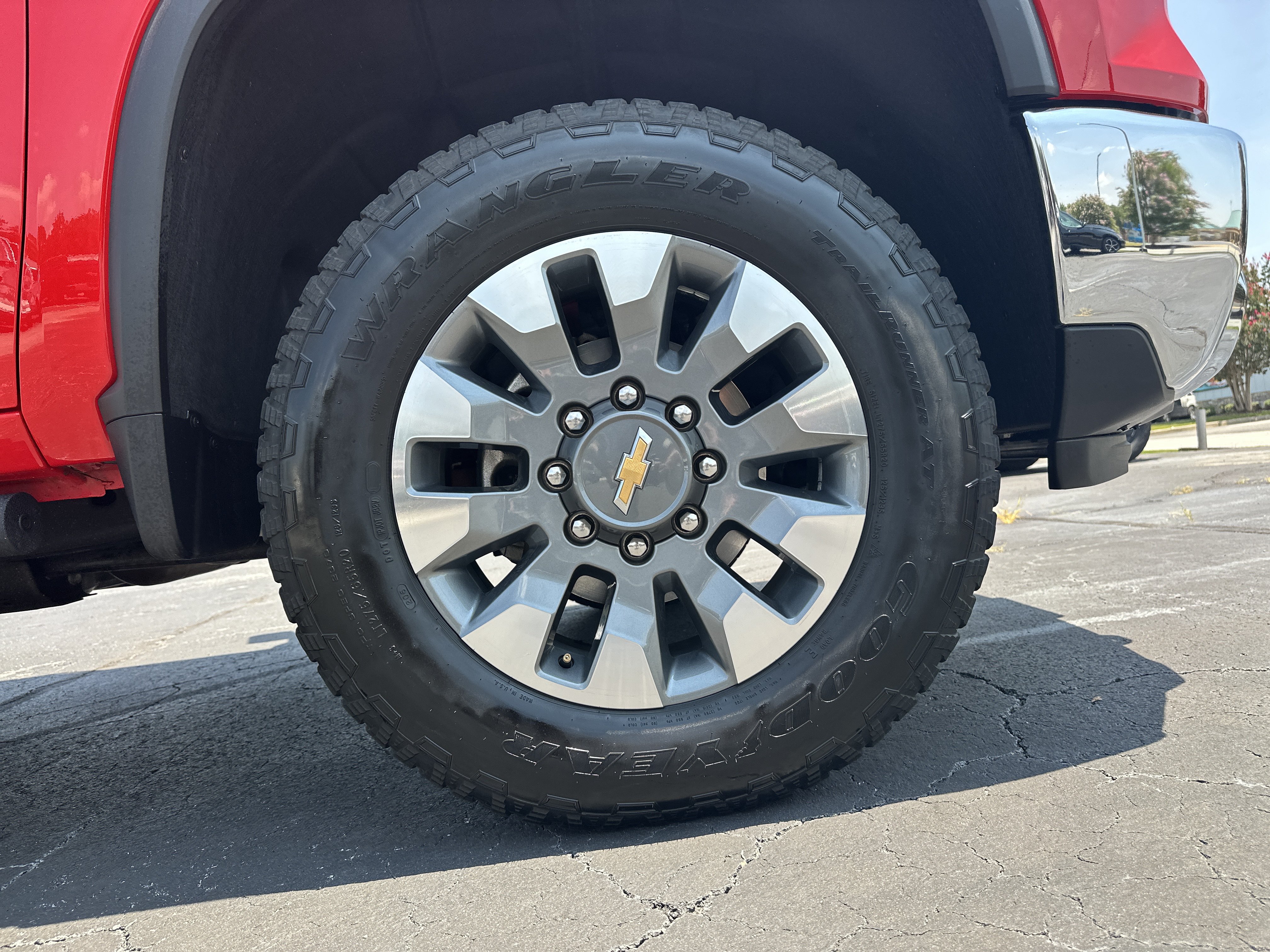 Used 2024 Chevrolet Silverado 2500 LT w/ All Star Edition AWD/4WD image 13