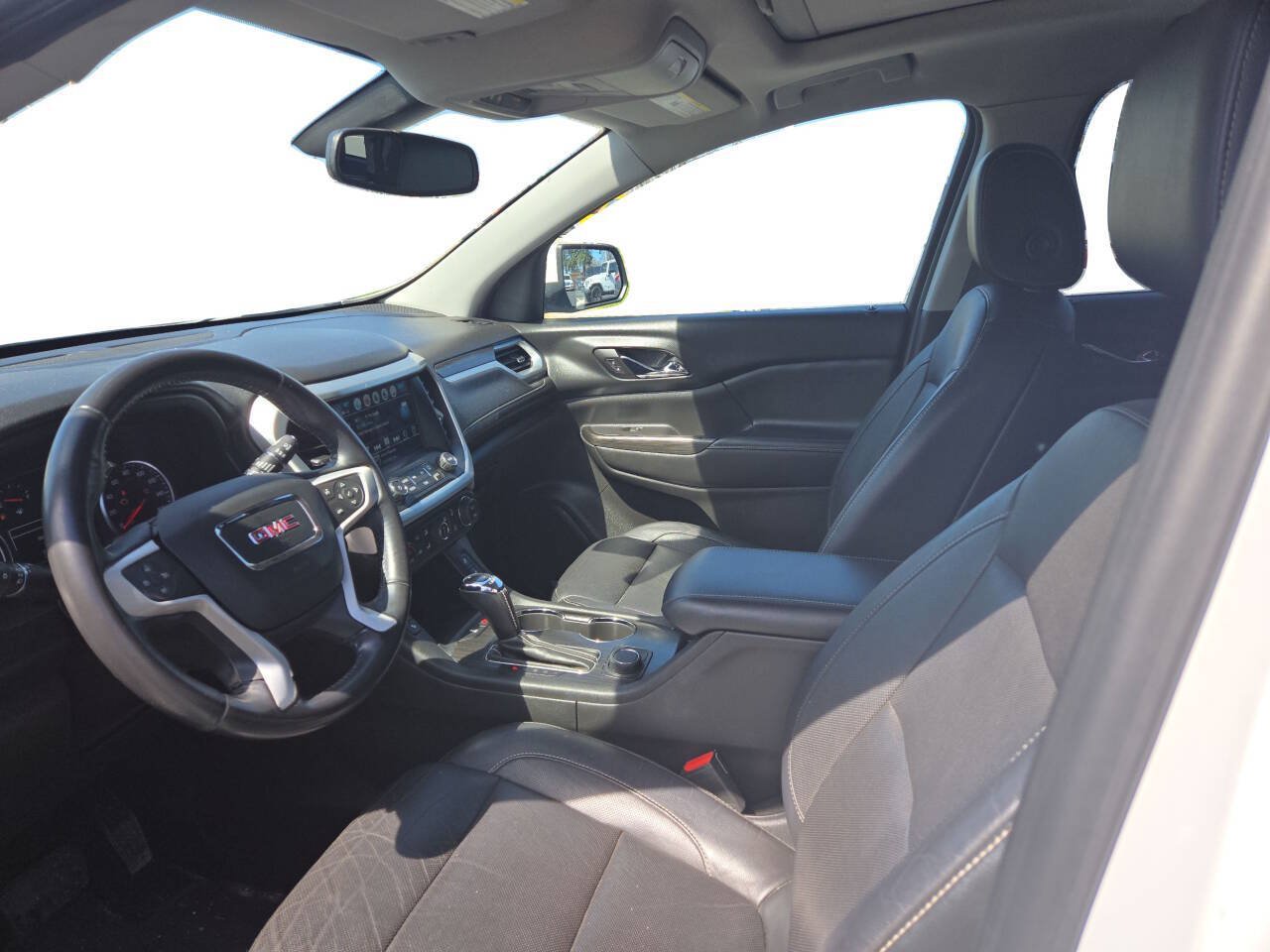 Used 2018 GMC Acadia SLT AWD/4WD image 9