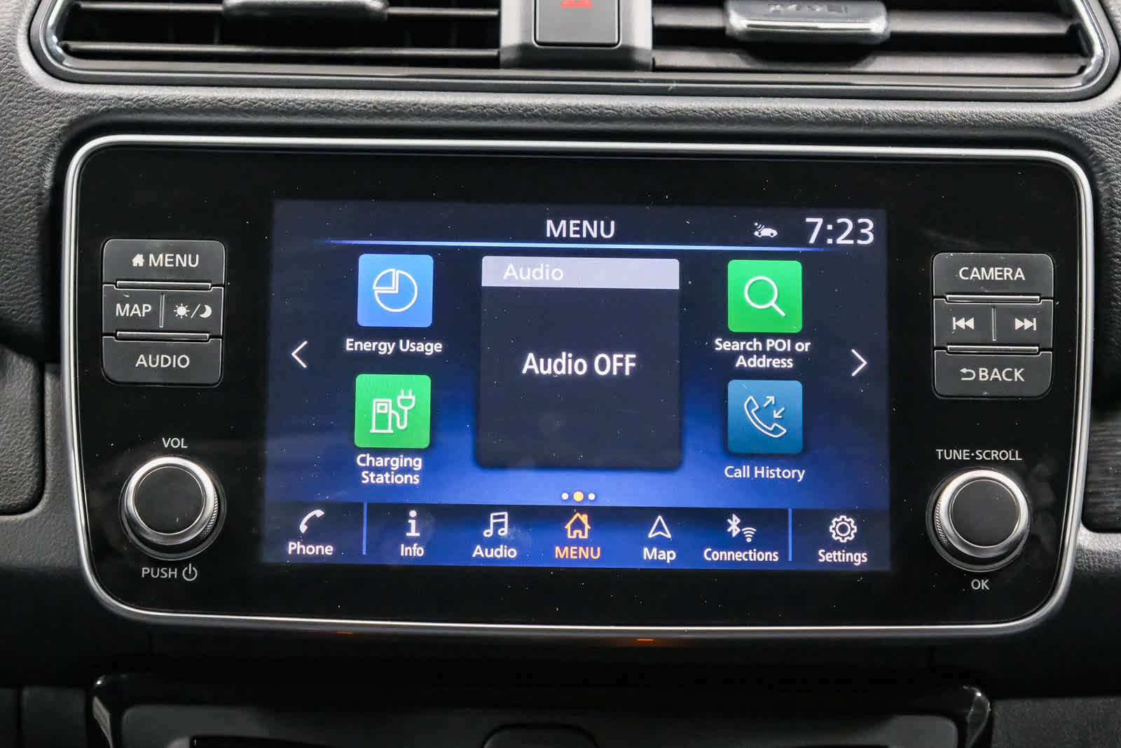Used 2020 Nissan Leaf SV w/ SV Technology Package FWD image 15