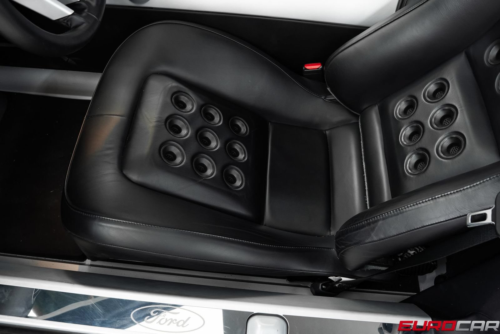 Used 2006 Ford GT RWD image 49