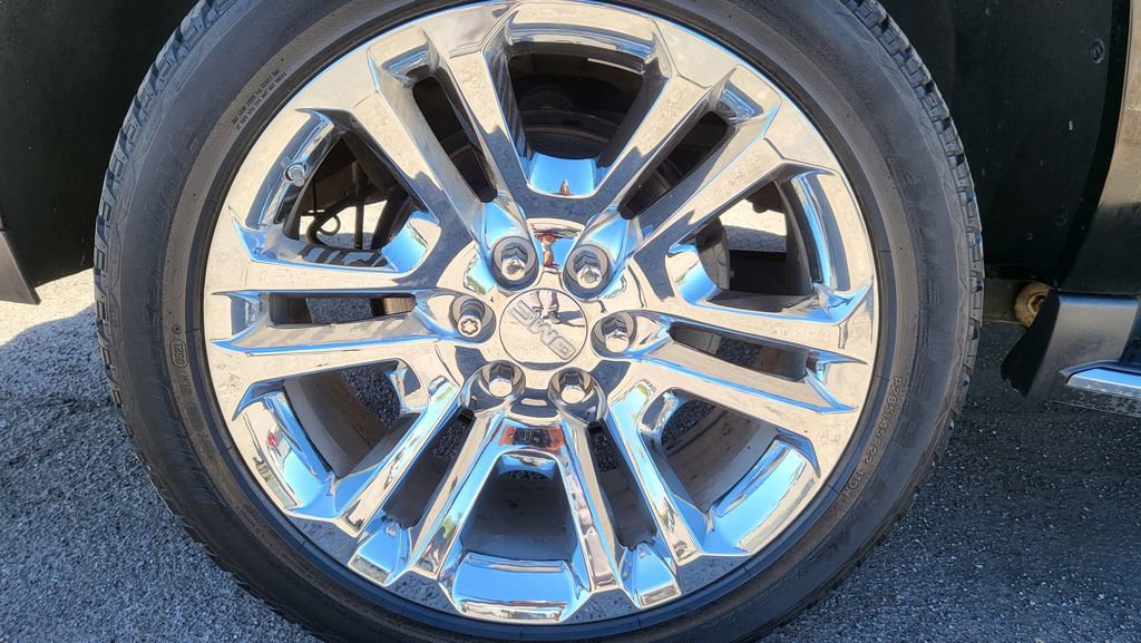 Used 2019 GMC Yukon XL SLT w/ Premium Edition image 15