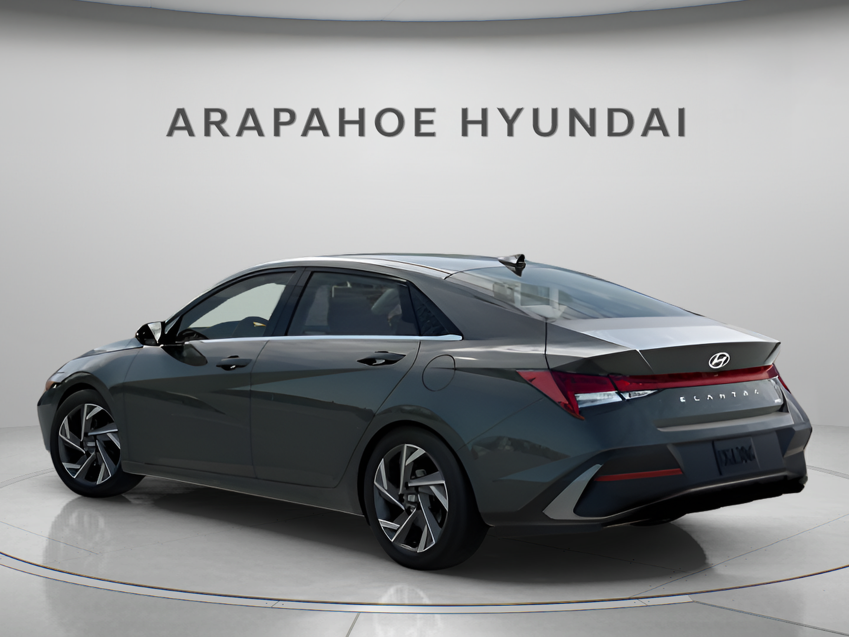 New 2026 Hyundai Elantra Limited FWD image 3