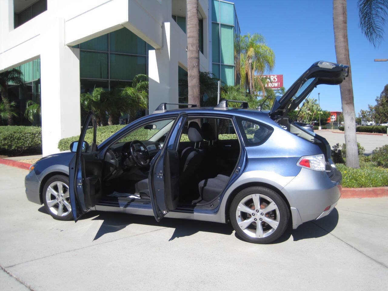 Used 2011 Subaru Impreza Outback Sport AWD/4WD image 4