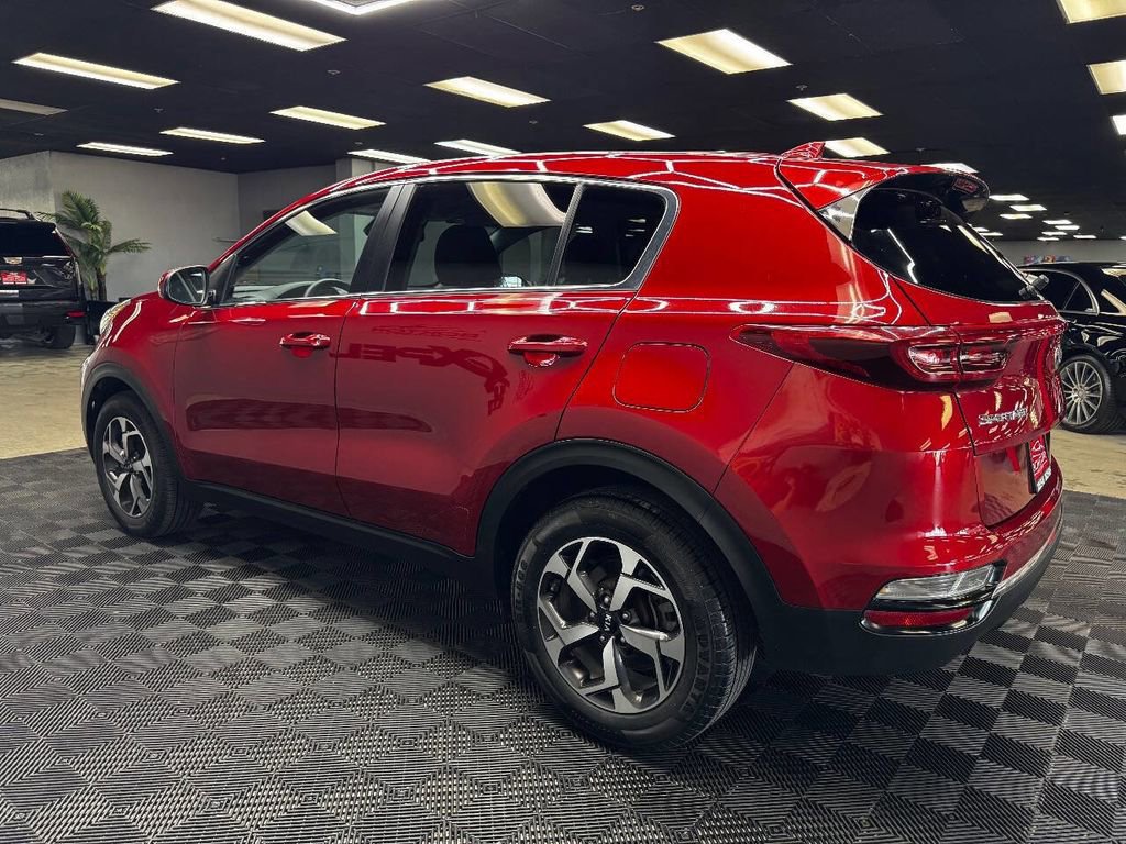 Used 2021 Kia Sportage LX image 9