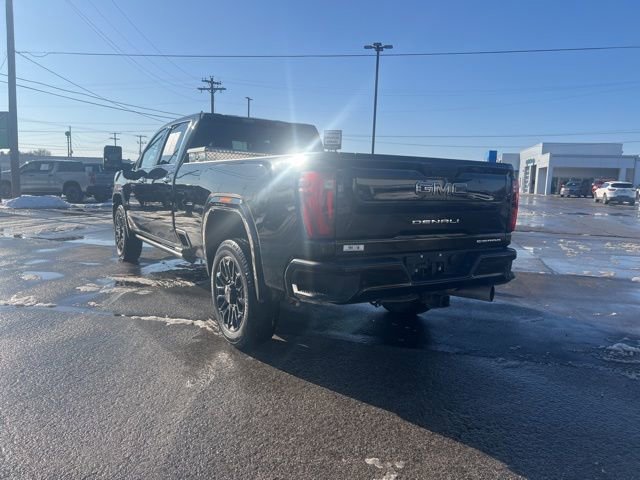 Used 2024 GMC Sierra 2500 Denali Ultimate image 8
