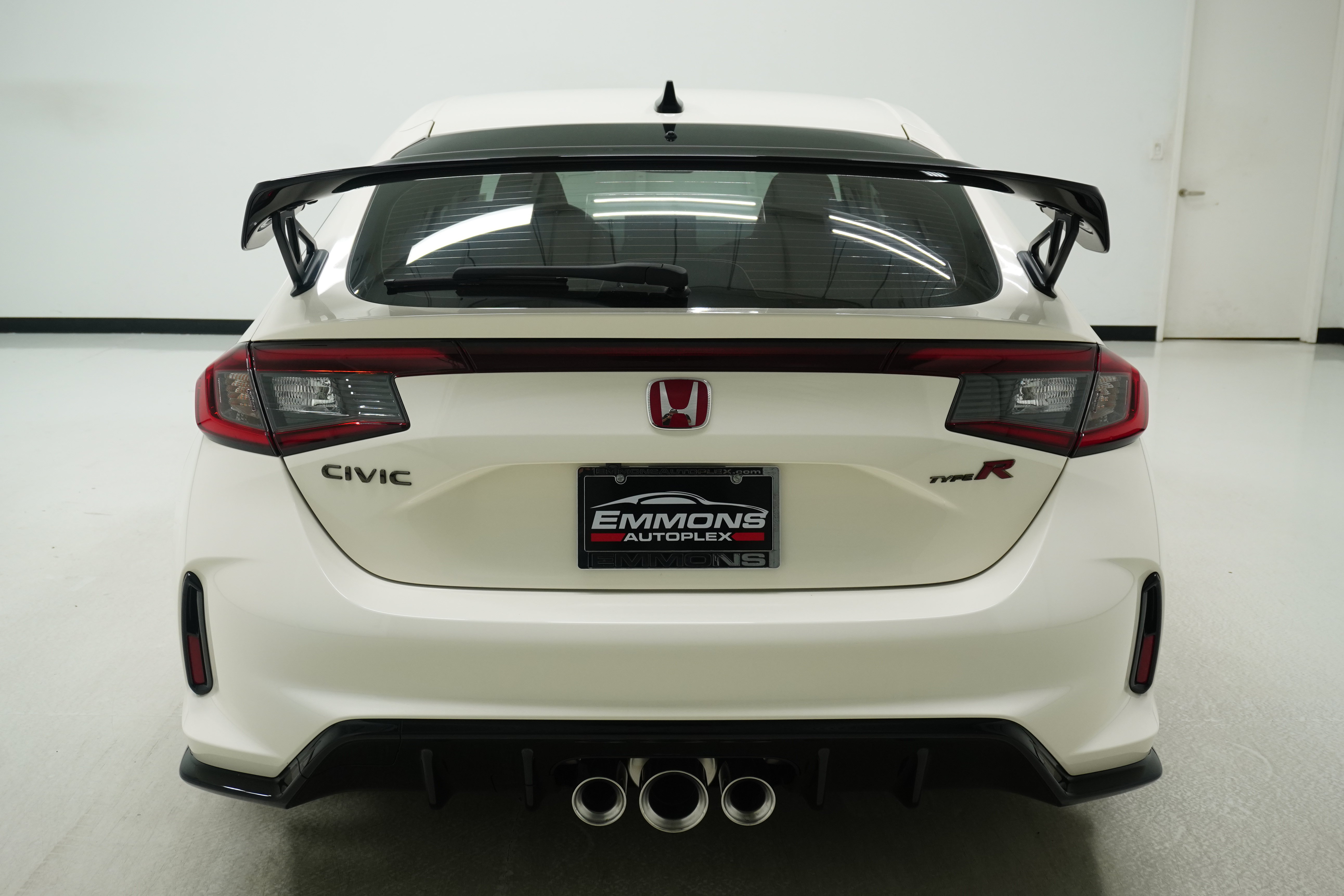 Used 2025 Honda Civic Type R image 5